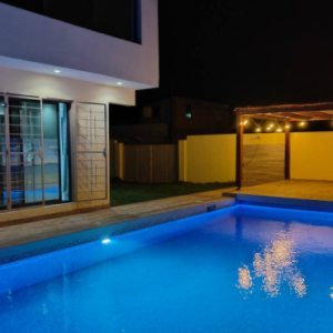 Villa R+1 a vendre a Ngaparou